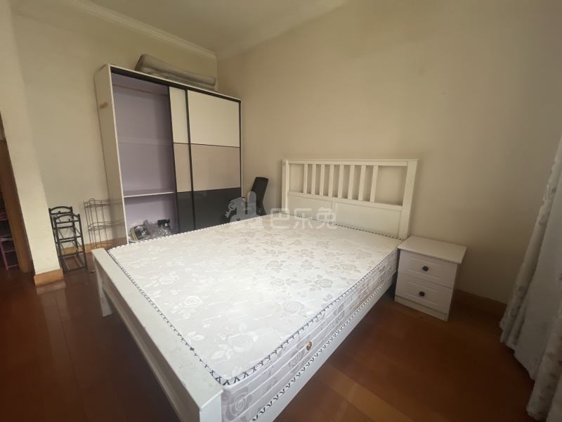 阳明国际花苑西区（水清路588弄）8981444卧室图2