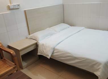 天豪公寓（车陂西华新村南三巷2号） 1室0厅1卫