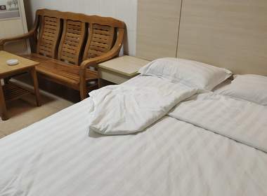 天豪公寓（车陂西华新村南三巷2号） 1室0厅1卫