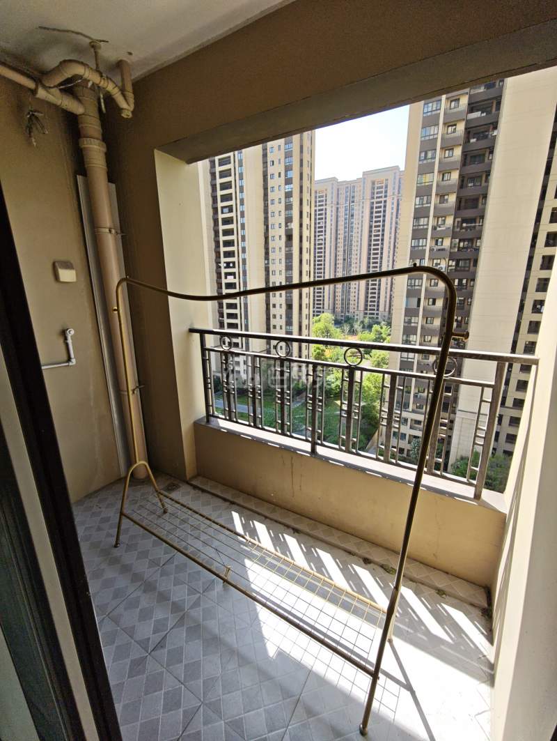 象屿都城怡园8990868卧室图4