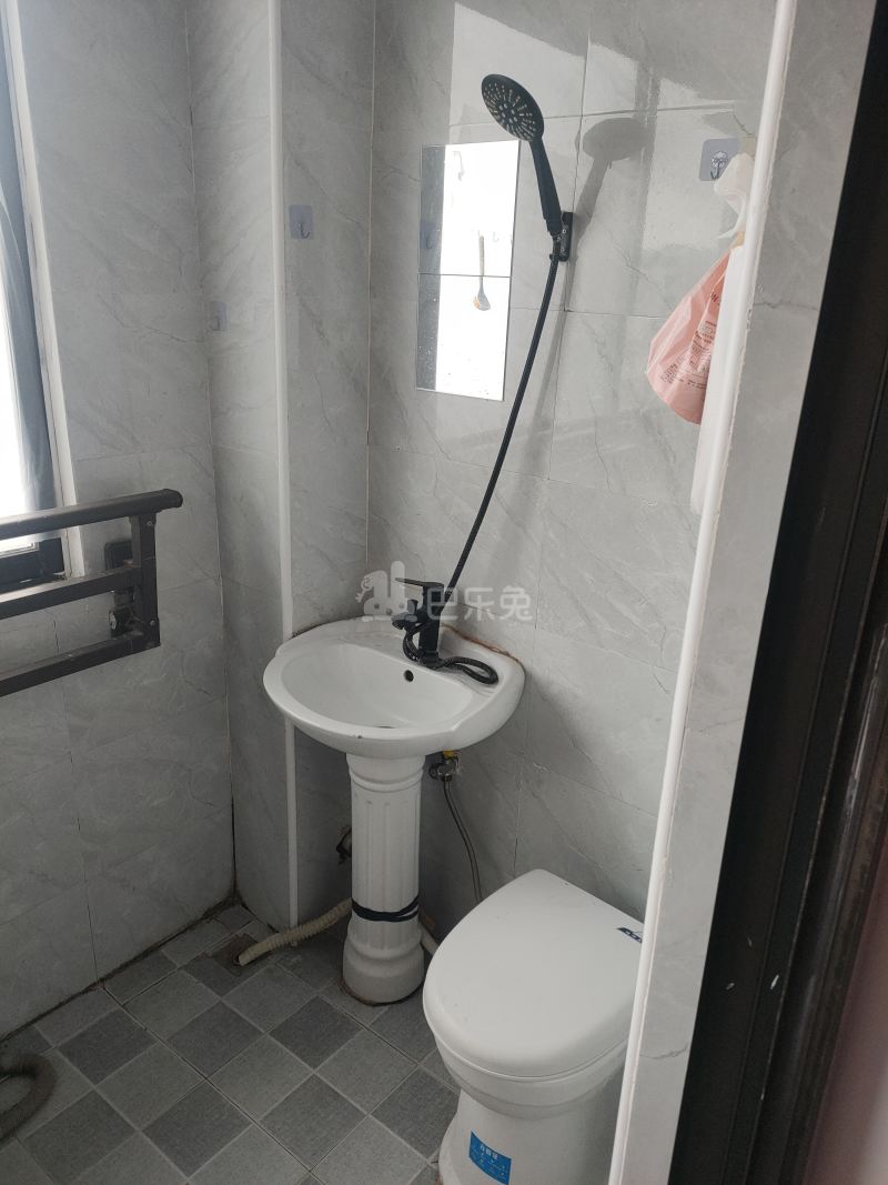 达诚雅苑8993804卫生间图7