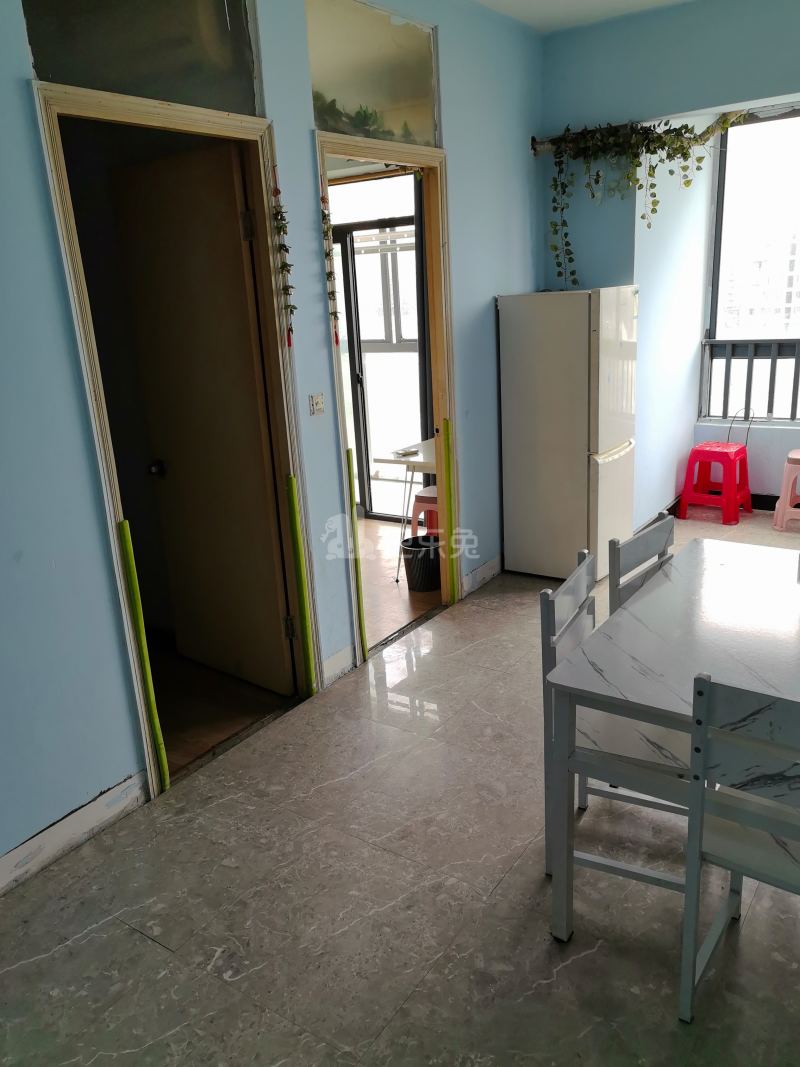 中城花园嘉景庭9004928卧室图1