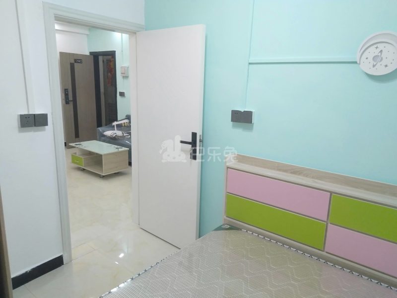 前进村宦溪北边街9号9009162卧室图1