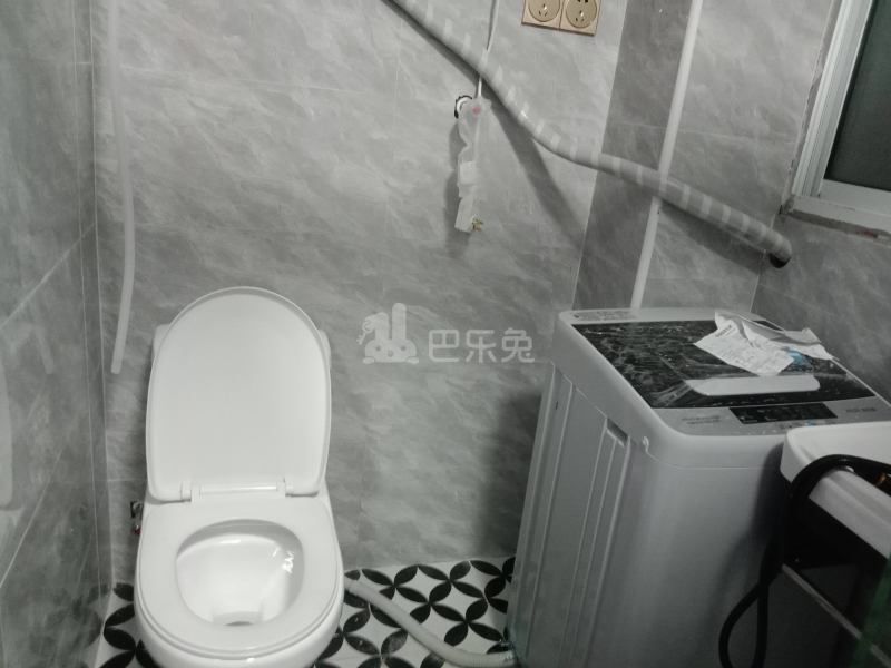 虹四村卫家宅（民房）9010260卫生间图4