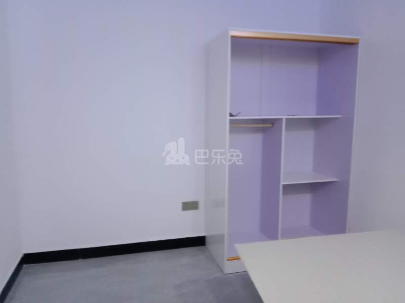 虹四村卫家宅（民房）9010260卧室图1