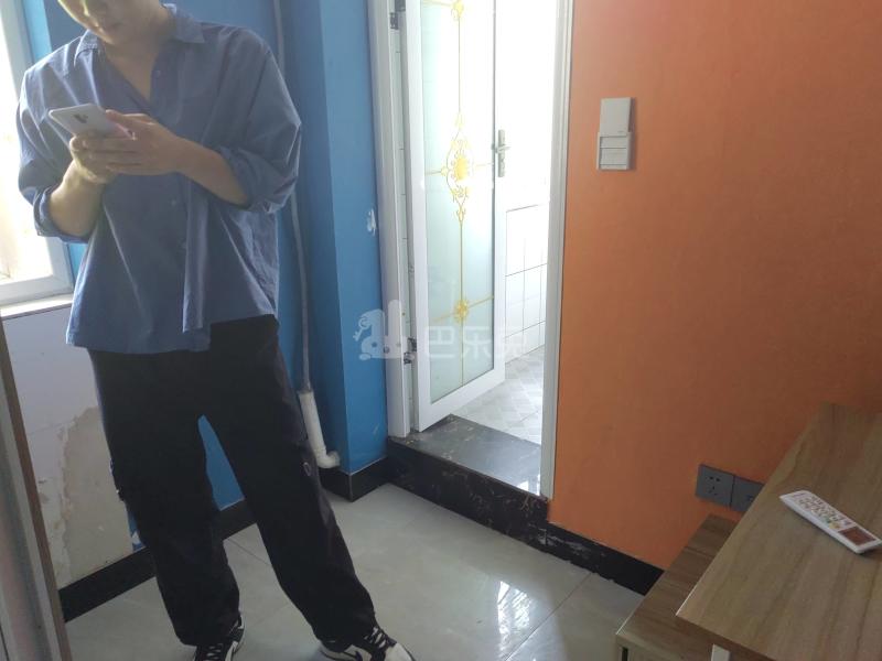 缤纷小区9015616卧室图2