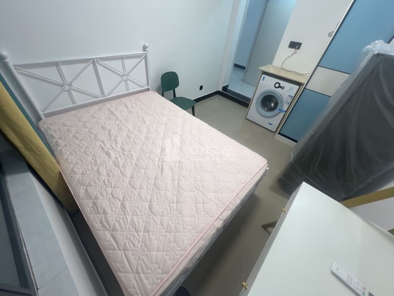 三花现代城丹桂苑9018125卧室图3