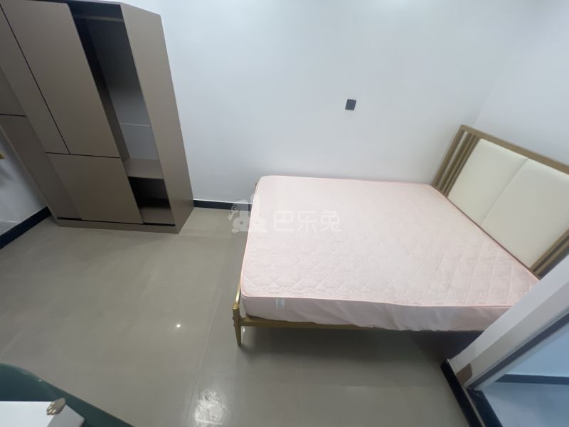 三花现代城丹桂苑9018126卧室图1