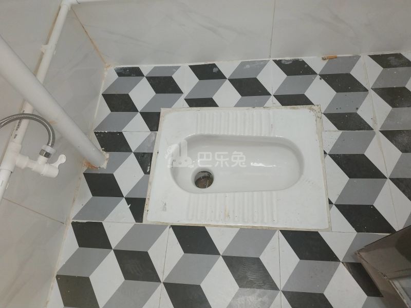 石牌迎龙大街三巷1号9031585卫生间图4