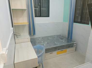 石牌迎龙大街三巷1号 1室0厅1卫