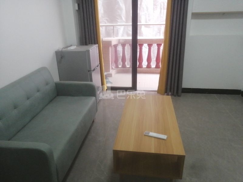 黄村石桥头下八巷七号9038259客厅图5