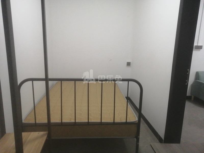 黄村石桥头下八巷七号9038259卧室图2