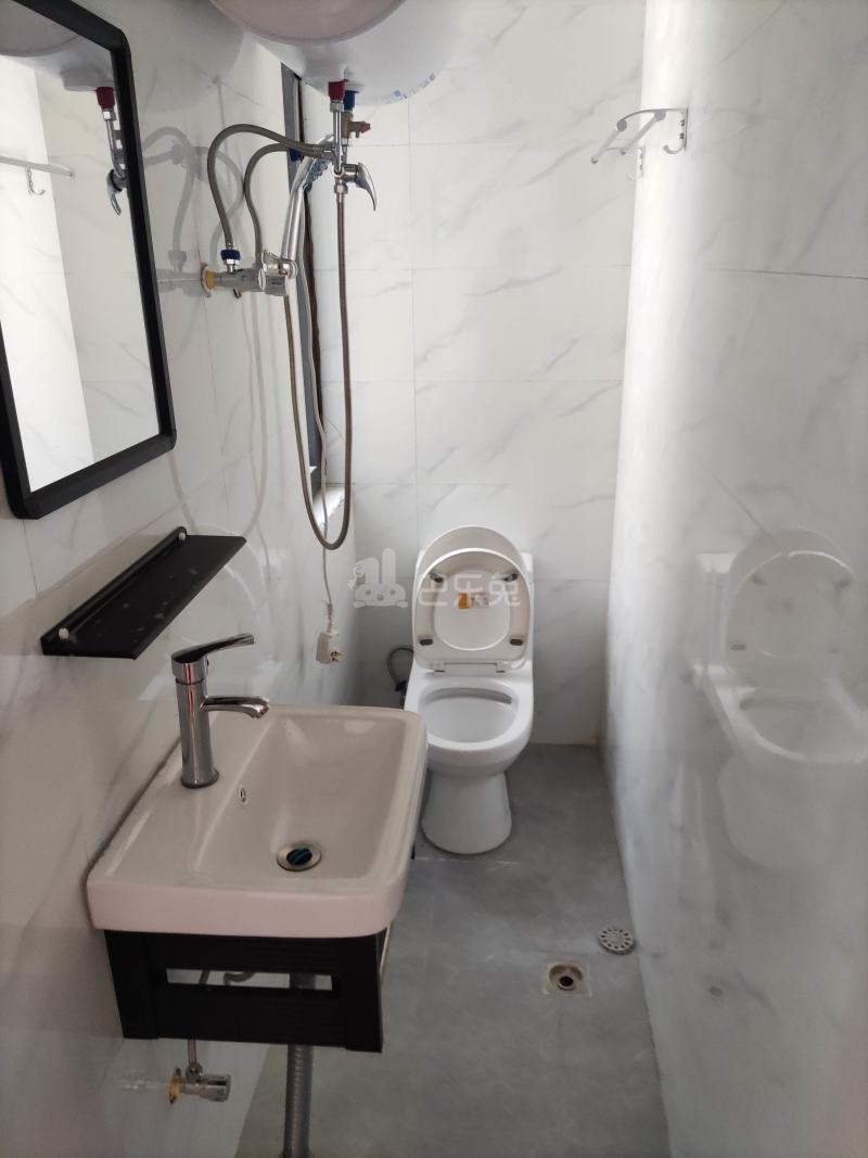 友谊康苑A区9050261卫生间图12