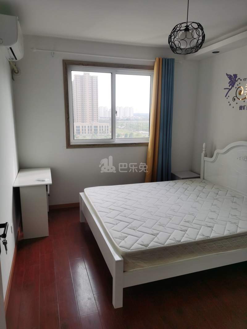 松南城欣哲苑9056032卧室窗户图15