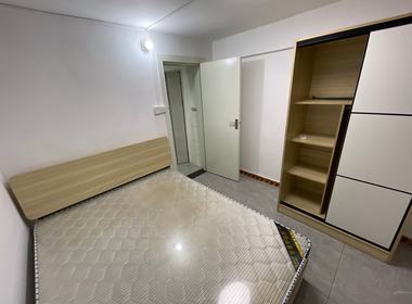 长湴西街七巷1号 1室1厅1卫