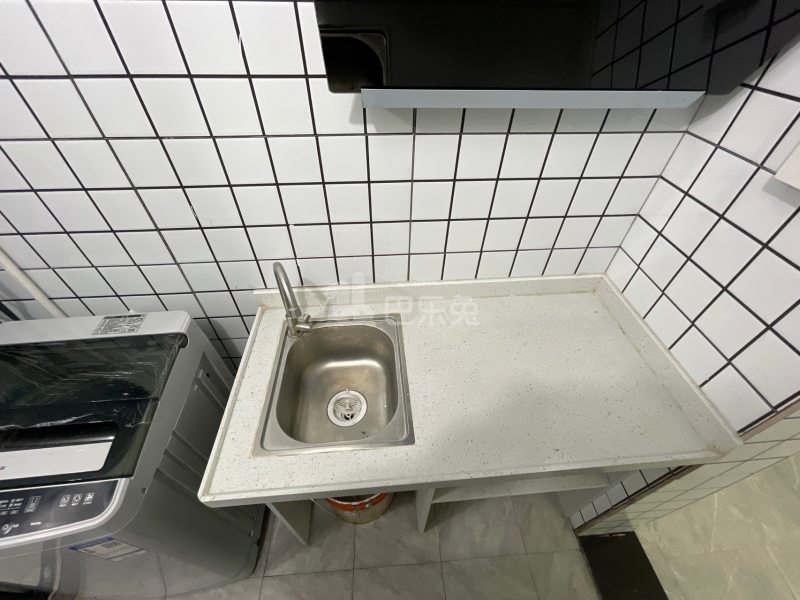 长湴西街七巷1号9062974厨房图3