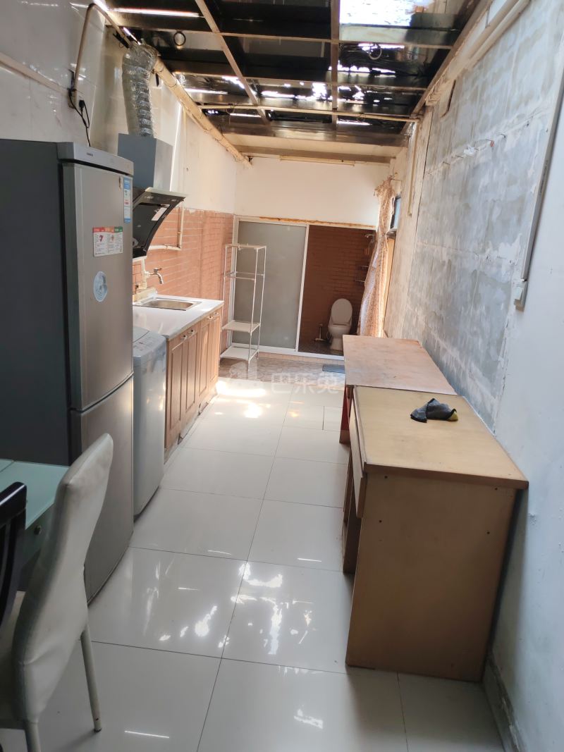 西郊协和小区9077459卧室窗户图8