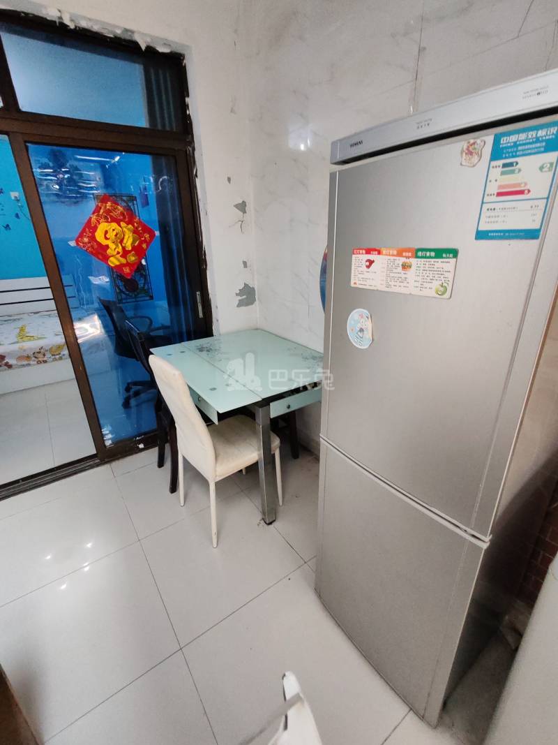 西郊协和小区9077459客厅图4