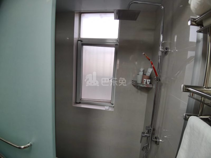 淞浦花园9077617卫生间图6