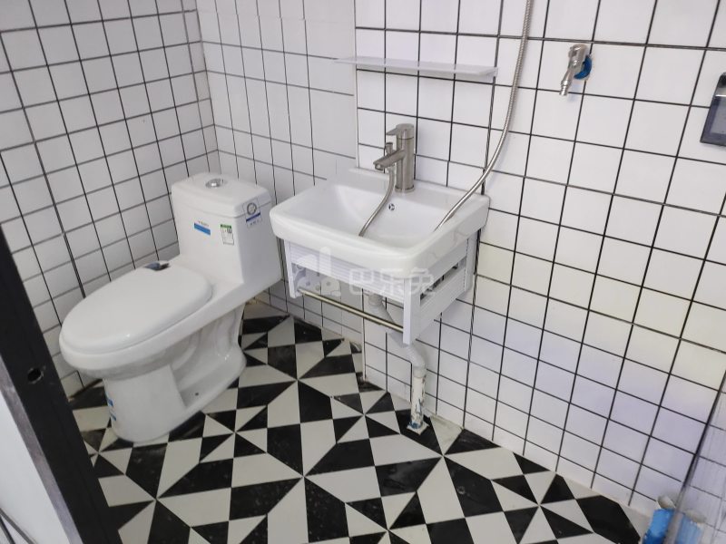 南华小区9079084卫生间图8