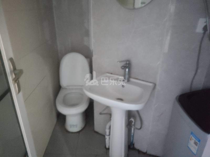 荣星君佳园9080223卫生间图4