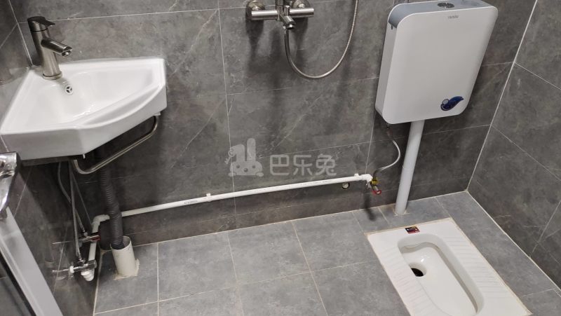 江夏西街10号9085610卫生间图4