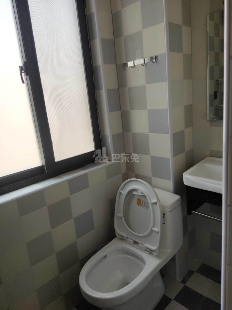 和韵家园9089225卫生间图7