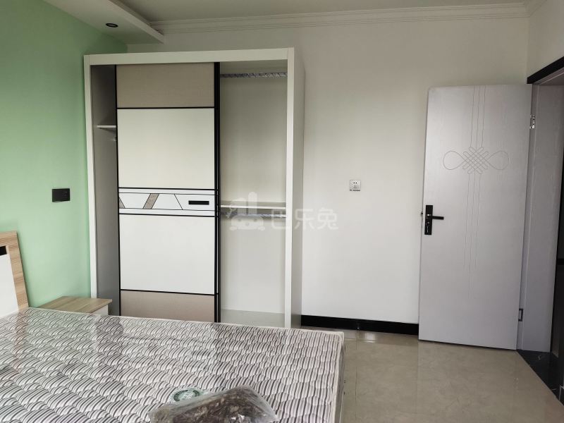 和韵家园9089225卧室图2