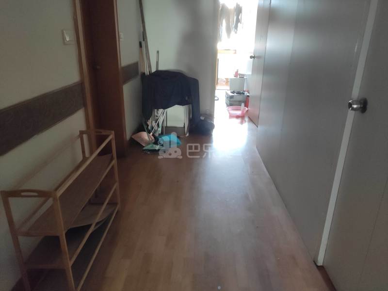 虹口花苑（天通庵路666弄）16908711客厅图5