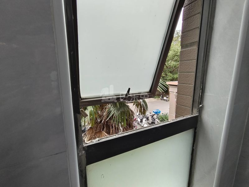 新凯城锦昌苑9106174卫生间图16