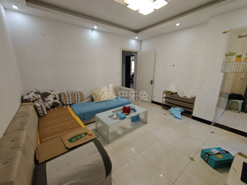 绿地布鲁斯小镇四期910611客厅图7