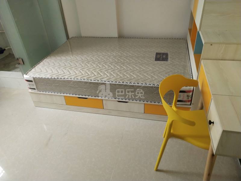 石牌朝阳北大街10号9110617卧室图1