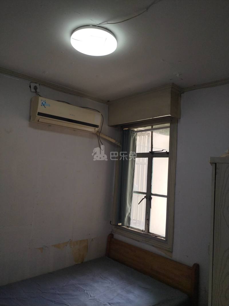 东泉小区（西块东泉路105弄）9113577卧室图3