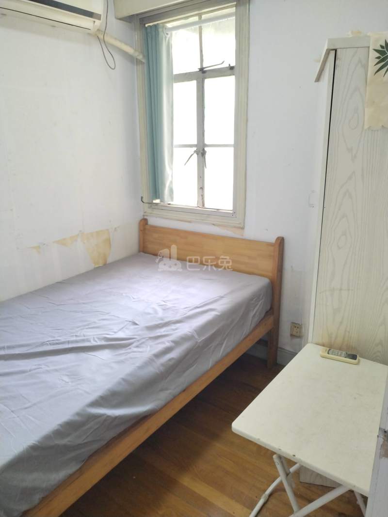 东泉小区（西块东泉路105弄）9113577卧室图1