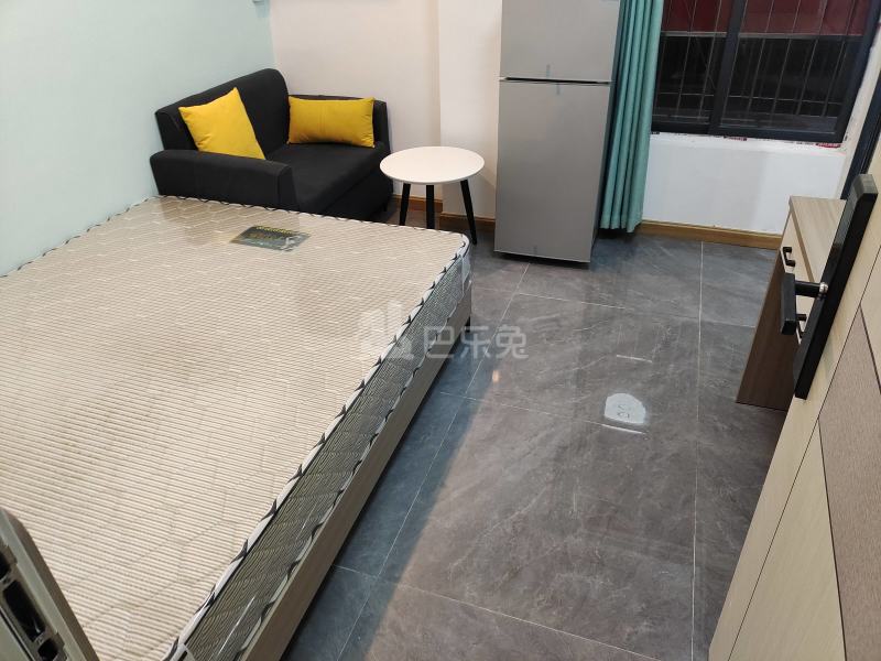 银兴路39-2号B座9120246卧室图1