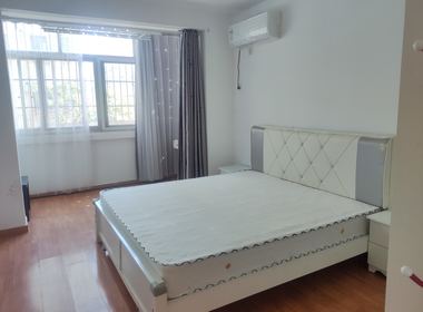 国和路605弄住宅小区 1室1厅1卫