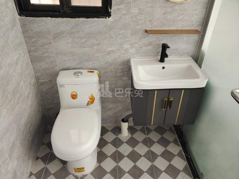 植村西北二路25号9128235卫生间图5