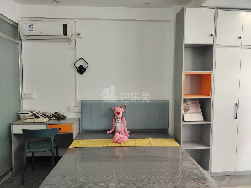 植村西北二路25号9128235卧室图0