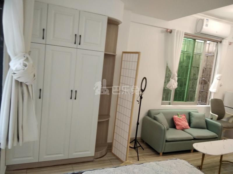 彬彬公寓（大山村祥和路帮甲坊二巷8号）9136649卧室图2