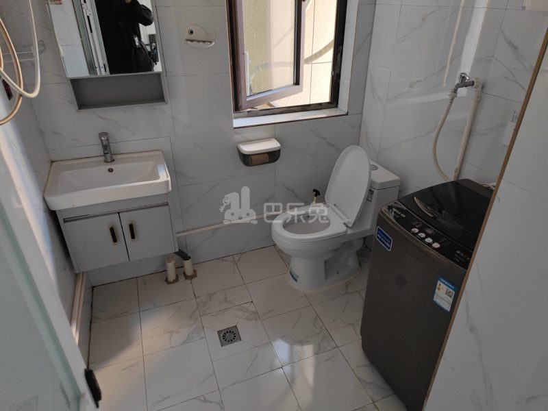 苏珹名府9150016卫生间图5