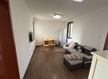 崧泽华城佳福雅苑西区 2室1厅1卫