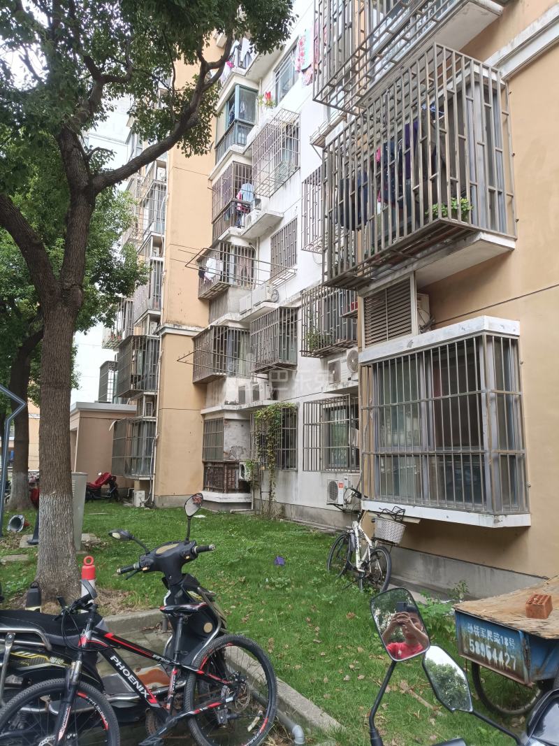 张江紫晶苑9162701周边环境图5