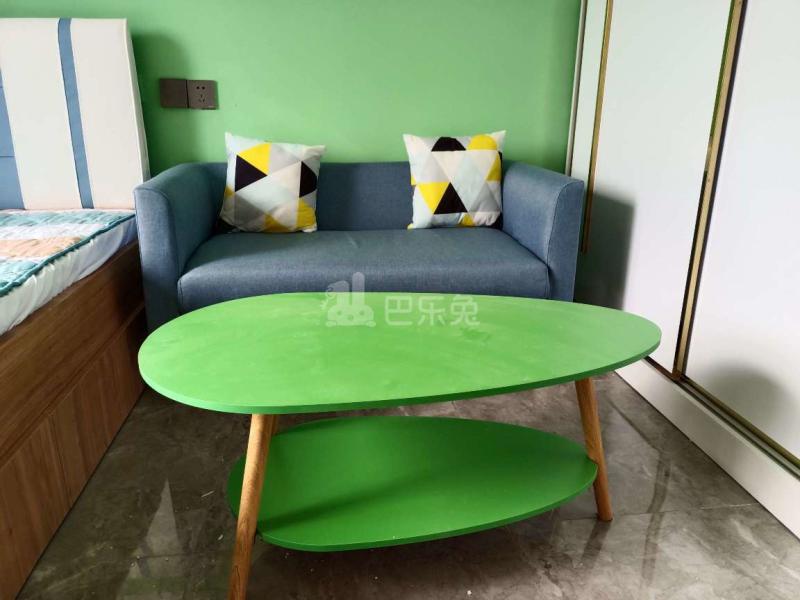 浦江颐城晶寓9168656客厅图4