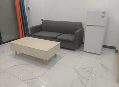 迎龙坊大街18号之四 2室1厅1卫