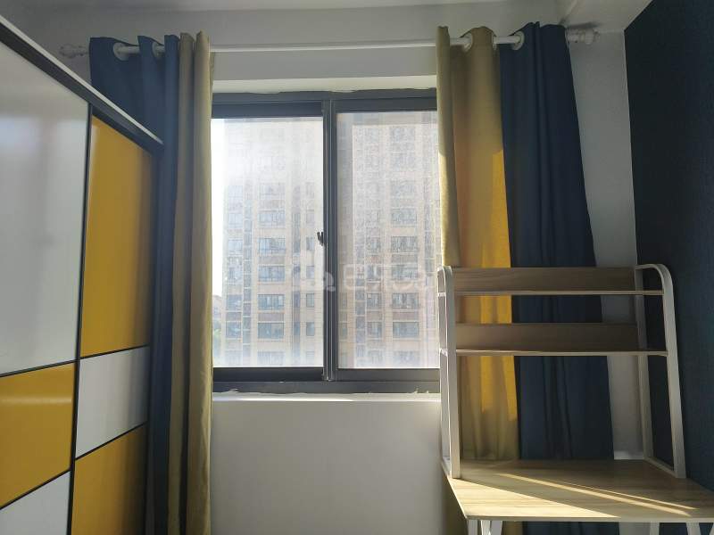 友谊康苑A区9175415卧室窗户图5