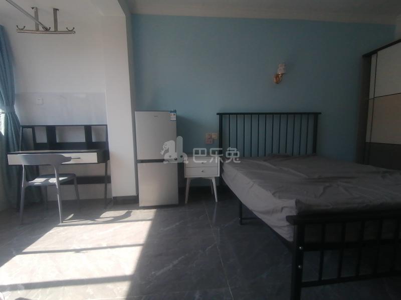 聚龙家园9176692卧室图2