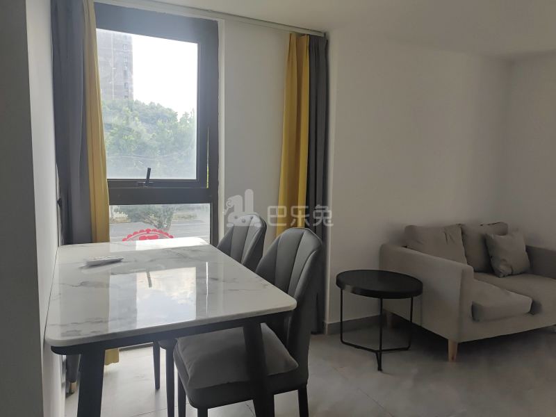 绿地卡米（嘉域生活中心）9182526客厅图6