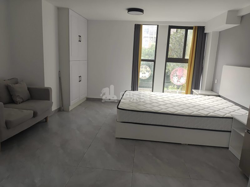 绿地卡米（嘉域生活中心）9182526卧室窗户图10