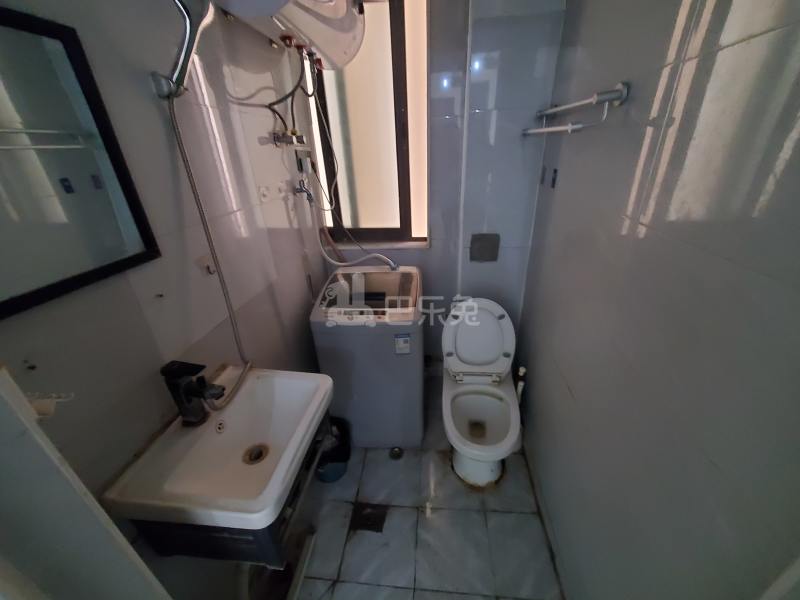 可逸兰亭9182683卫生间图6