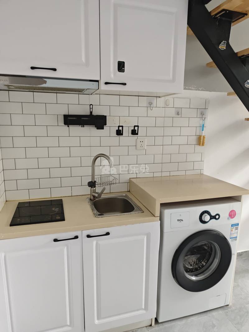 绿地卡米（嘉域生活中心）9182747厨房图5